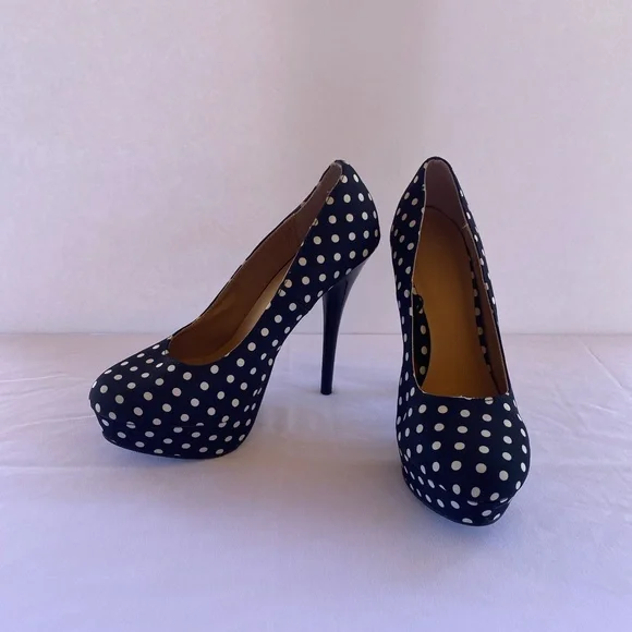 🛍️🛍️🛍️ Forever21 Black with White polka dots High Heels, sz 7.5, Used - Picture 2 of 16